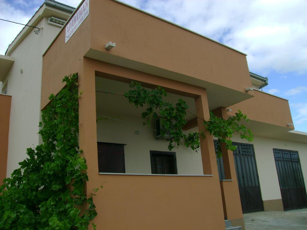 Apartment Zagor Kastela Room photo