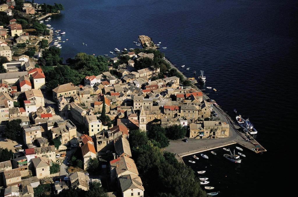 Apartment Zagor Kastela Exterior photo